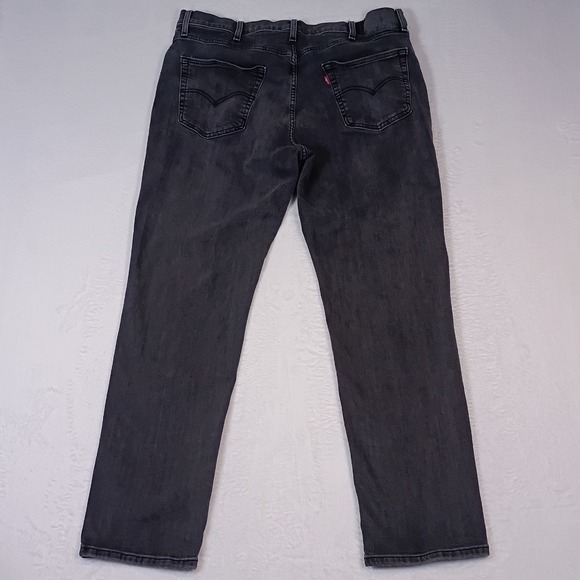 Levis 541 Jeans Mens 38x34 fits 38x32 Black Athletic Fit Dark Wash Jeans - Picture 4 of 15